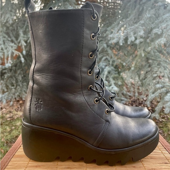 FLY LONDON Black Leather Lace Up / Zipper Platform Wedge Mid-calf Boots.  8-8.5 - Picture 3 of 13